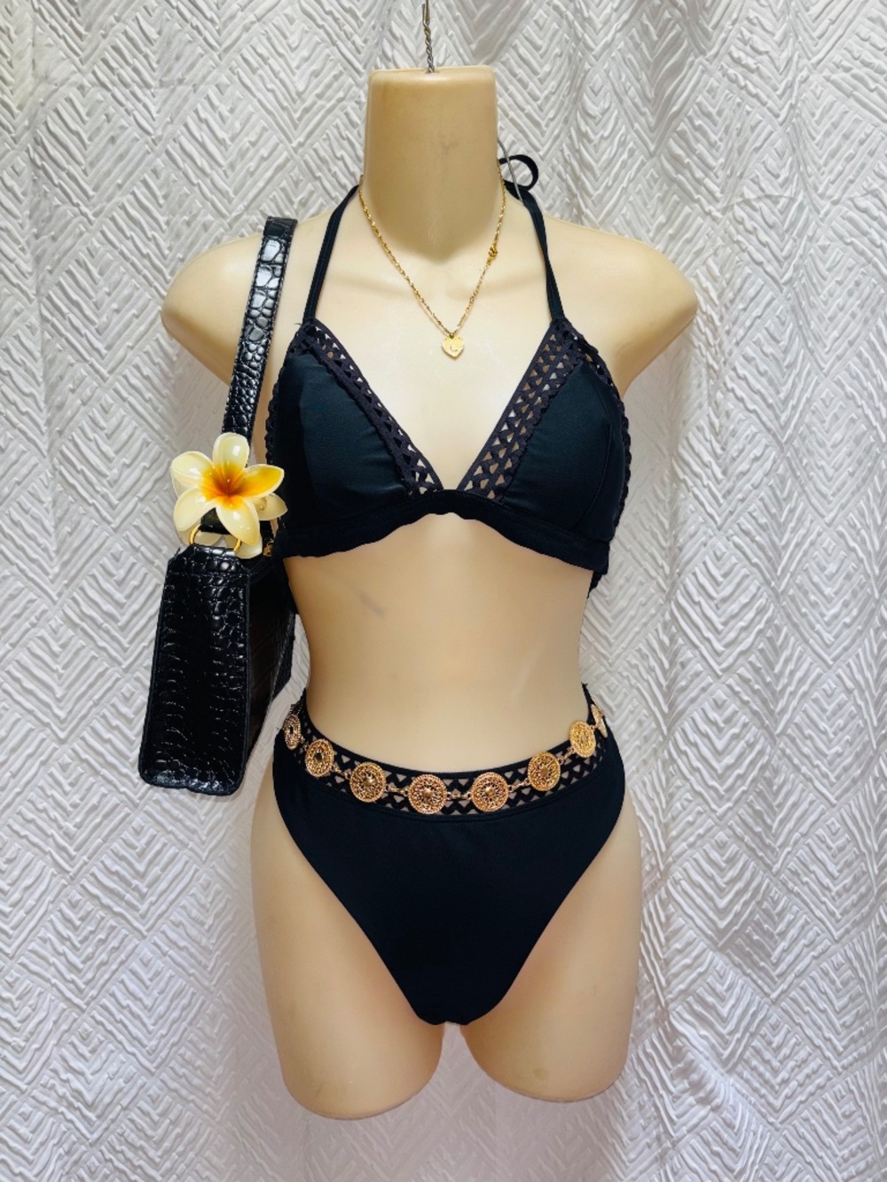 Black bikini size medium